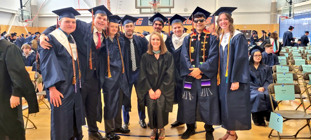 It's not goodbye, it's "Auf Wiedersehen" ❤️ so proud of these kids, I will miss them dearly! Congratulations, Class of 2023! 🎓🔶️🔷️ #gochargers #Classof2023