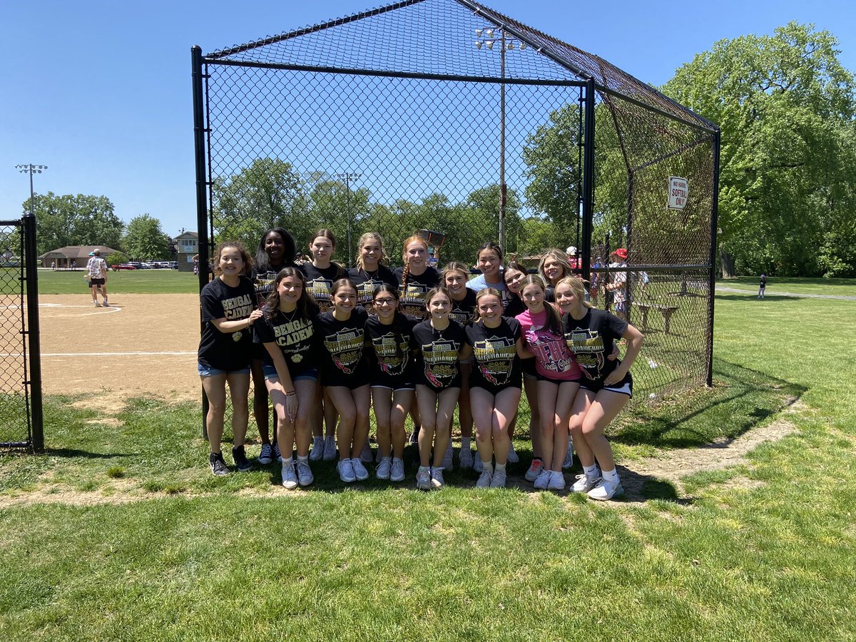 🌞What a beautiful day to celebrate & support one of our favorite little Bengals! 

💛Lucky Fin Project

🥎Also had a great time playing 🤣a game of wiffle ball (obviously not in our wheelhouse)! 

#limbdifferenceawareness #bengalpride🐯 #love #kindness🫶🏼