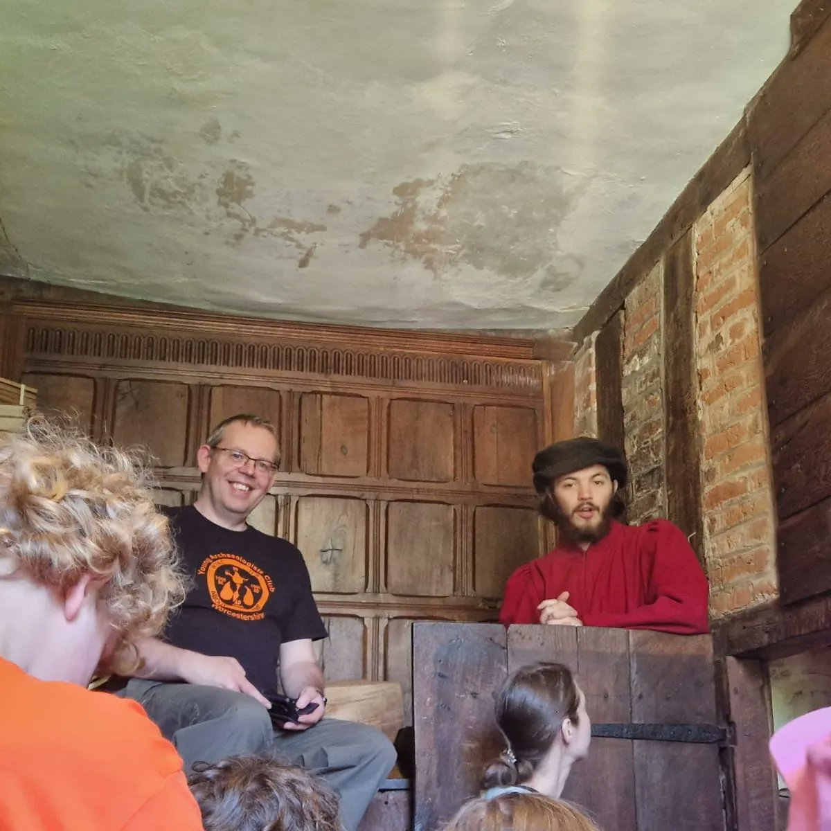 DiscoverhistPH's tweet photo. A #fantastic day #helping the #WorcestershireYoungArchaeologistsClub @HallHarvington. It's #great to #catchup with James, who we #taught for #manyyears and #seehow he also #works in #Heritage #today. #WorcestershireHour #inspired #inspirational #HeritageCareer #lovehistory https://t.co/rZGqNMI2Fp