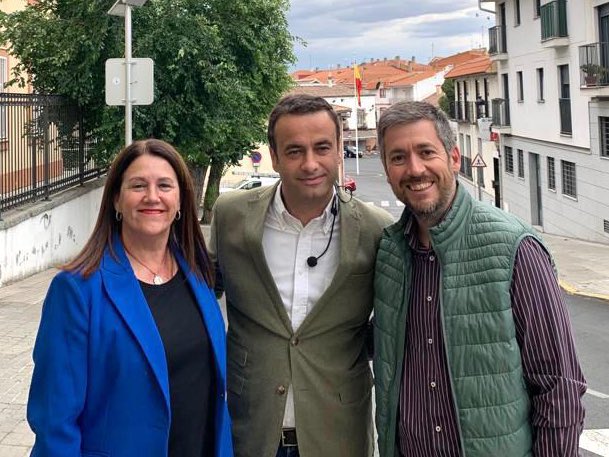 La candidatura del PP de Campo Real rezuma amor y pasión por su pueblo y ganas de demostrar a sus vecinos que otra forma de gobernar es posible.

Hoy los vecinos han respondido llenando el Centro Cultural San Isidro en la presentación de la candidatura.

#28M #YoConAyuso #Ganas
