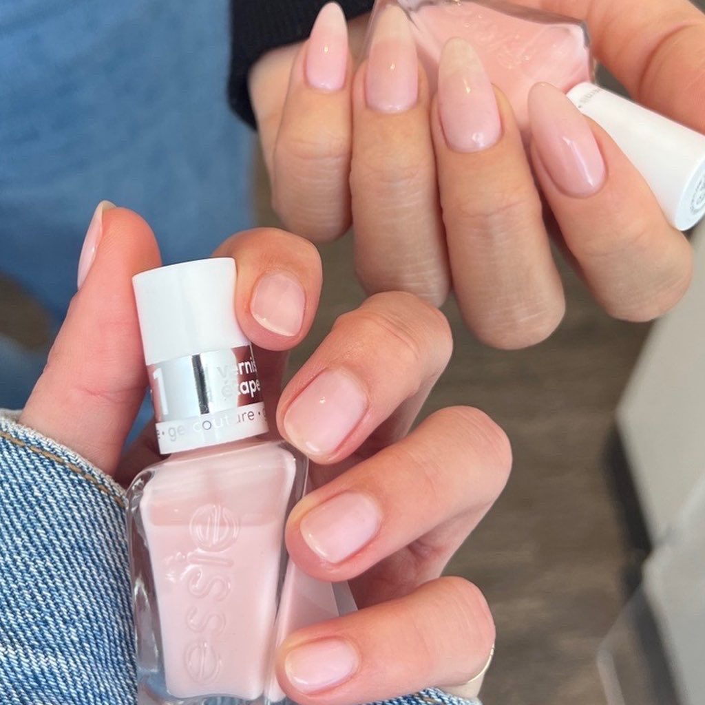 are you team long nails or short nails? both look flawless in long lasting gel couture ‘sheer fantasy’ 🧚🏾‍♂️ <a href="/stephstonenails/">steph stone</a> <a href="/banicured_/">Bana</a>
