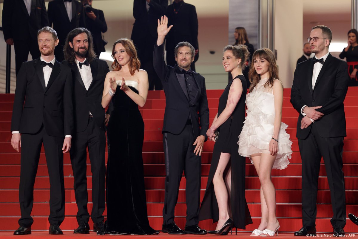 Festival_Cannes's tweet photo. ✨ Marches à suivre ! ACIDE de JUST PHILIPPOT
-
✨ Red Steps of ACID by JUST PHILIPPOT
#Cannes2023 #MidnightScreening #OfficialSelection https://t.co/7PbqGB6E7o