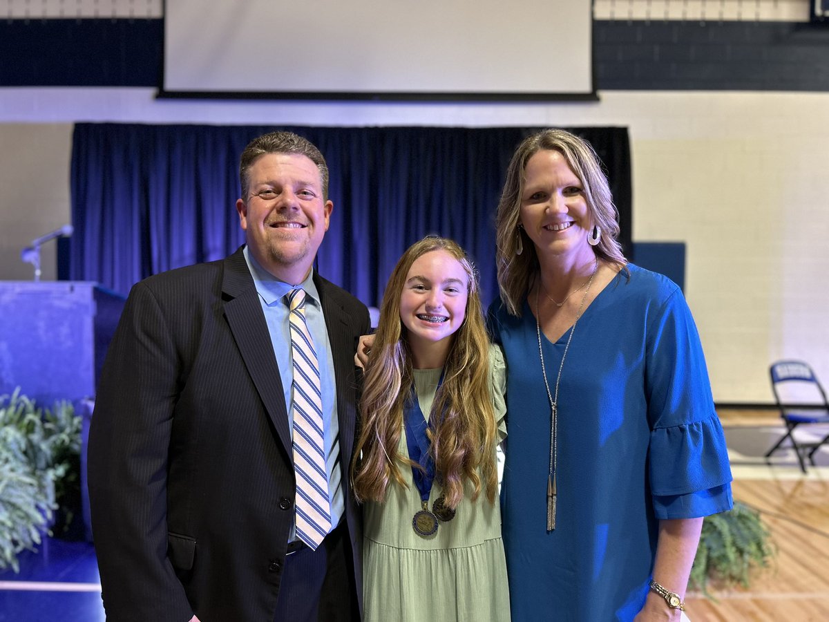 raegan_brown27's tweet photo. Friday night was our @SMSRaiderNation 8th grade awards night. I received Honorable Mention in Algebra, Honorable Mention in Track, named Miss All-Around Female Athlete, and awarded #1 in my class with a GPA of 104.38! It’s been an amazing 3 years! #futurehawk https://t.co/fQekNM8y3V