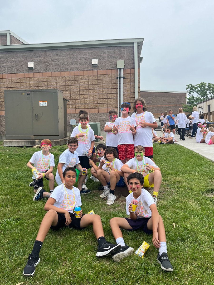 Let’s Glow Crazy💚🩷💛 Ashton’s 5th Grade end of the year Glow party🐾 Once a WolfPup, always a WolfPup 🩵🐺🩵 #wearewentzille  #thegoodstuff #EndofAnEra #glowup <a href="/ag_stl/">Alan Grantham</a>  <a href="/BTE_PTA/">BTEPTAwolfpups</a>  <a href="/WSDinfo/">Wentzville Schools</a>