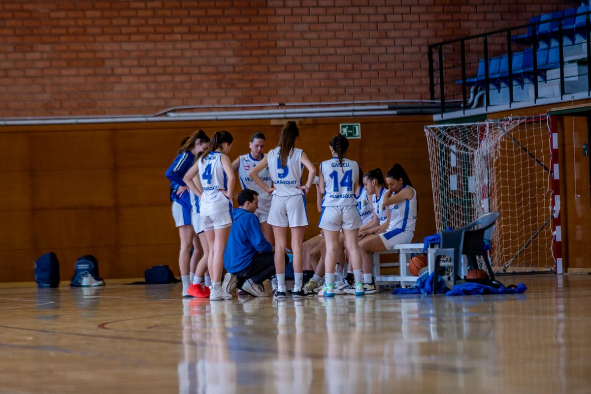 gilpeiro96's tweet photo. Avui finalitza una altra temporada, i toca despedir-se d'un grup que m'ha acompanyat setmana rere setmana durant 2 anys. Trist perquè acaba, però molt orgullós de totes elles que han aconseguit mostrar la seva millor versió. Sou les millors! https://t.co/ieEHull5VJ