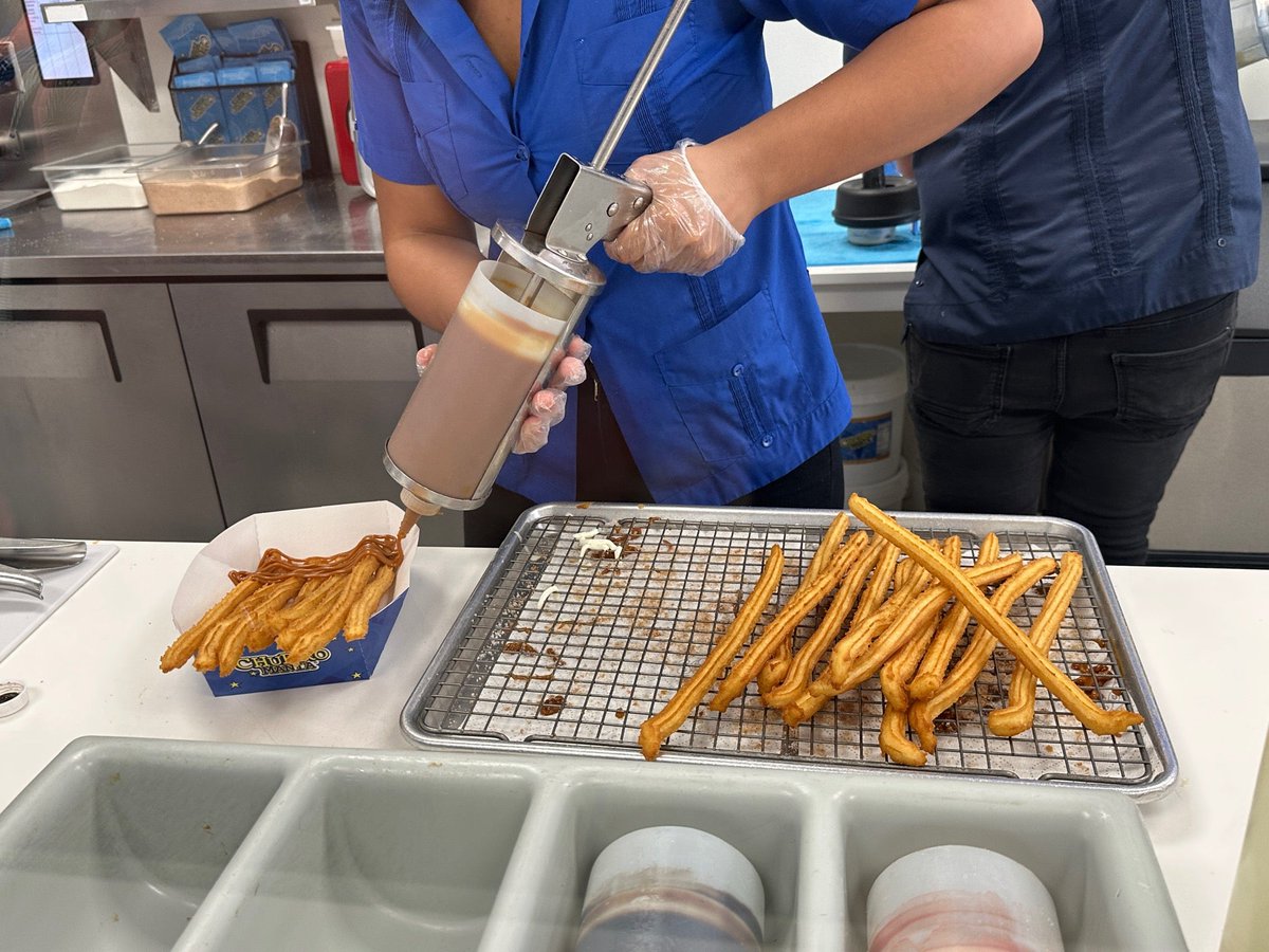 devoglio's tweet image. I'm at Churromania Little Havana in Miami, FL swarmapp.com/c/hwFg9Ki9cJw