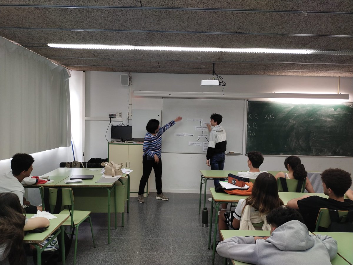 Escola Crespinell tweet media