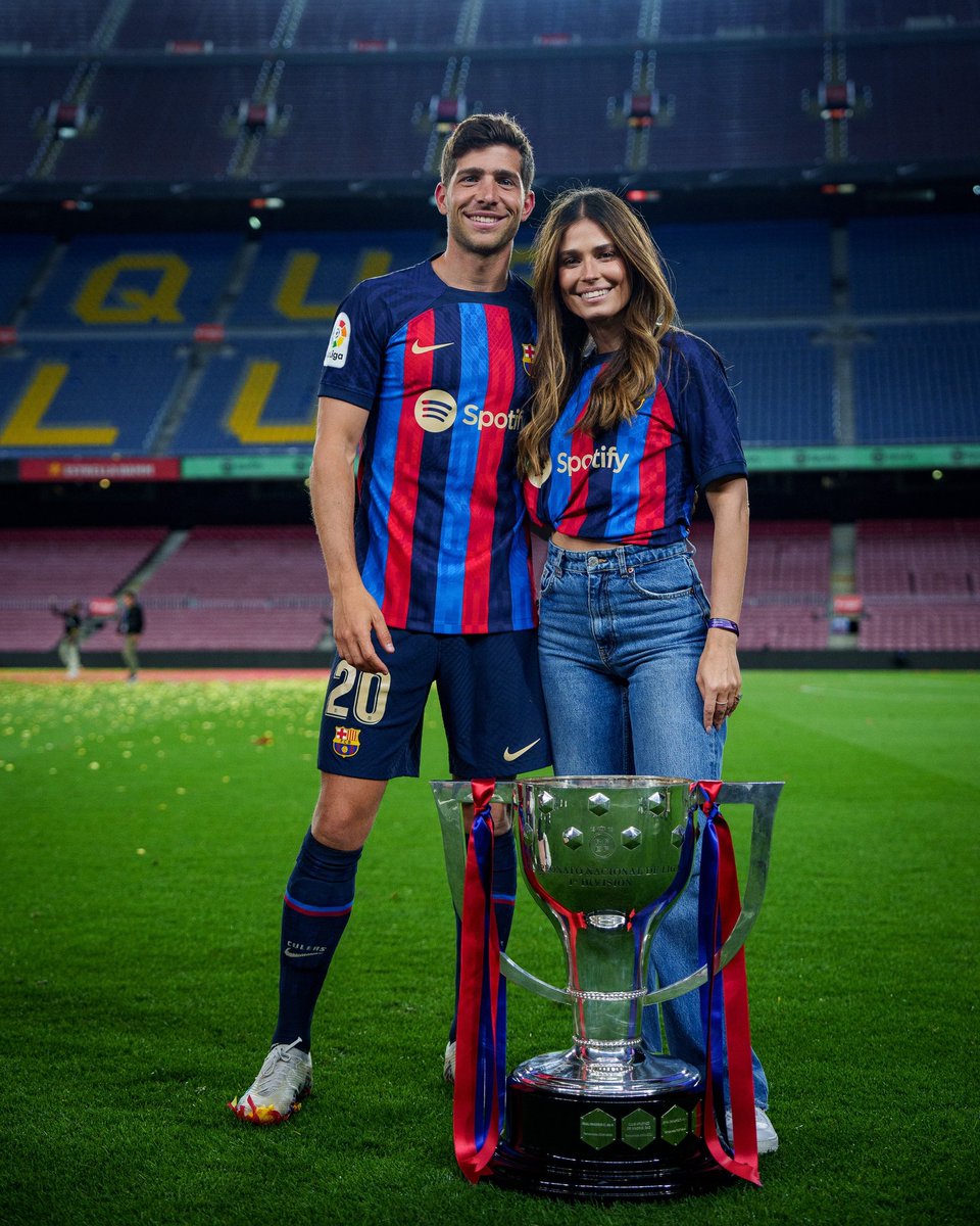 FCBarcelona's tweet photo. 💙❤️‍🔥 https://t.co/7fIgvmSsh2