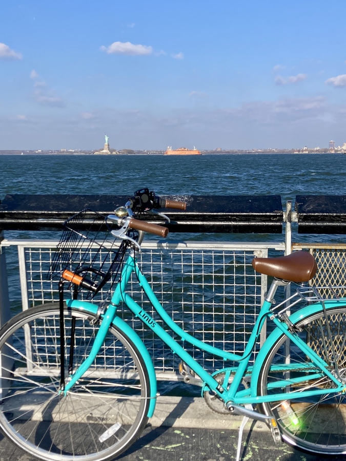 STOLEN - Blue Linus Dutchi 3 in Downtown Brooklyn bikeindex.org/bikes/1524127