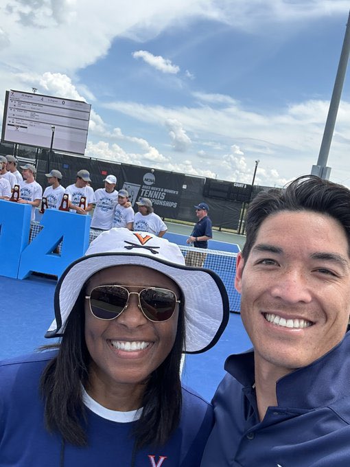 thaikwiatkowski's tweet photo. One year later same tweet - @ADWilliamsUVA leading us again! 
6 titles in 10 years for @UVAMensTennis go hoos! https://t.co/vuS1WPmiTk