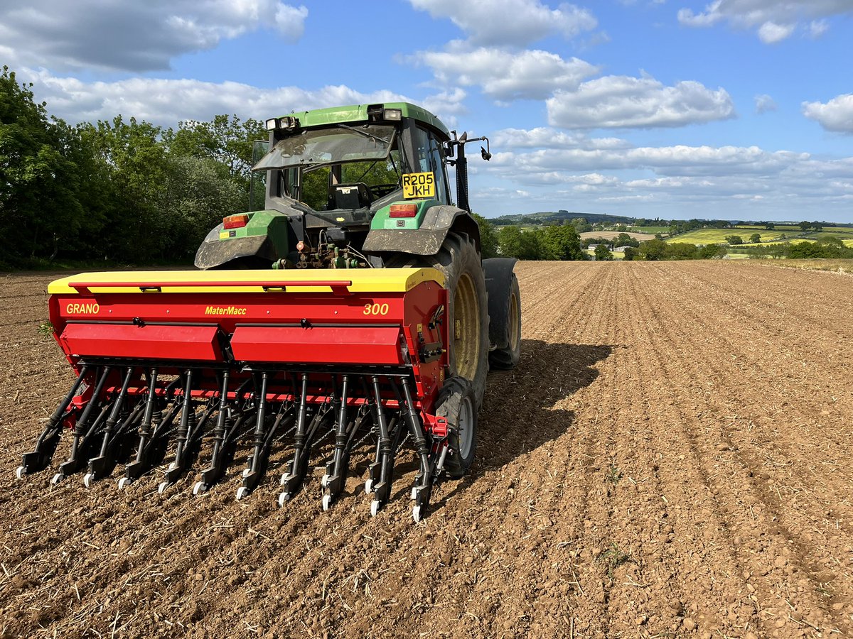Sunday Funday on the farm
Managed to get the first of our #wildbirdseed plots drilled today. We have 15 acres spread across 7 separate plots on the farm this year as part of our #countrysidestewardship scheme and the <a href="/NECotsCluster/">North East Cotswold Farmer Cluster</a> Landscape Recovery Scheme
#conservationfarming