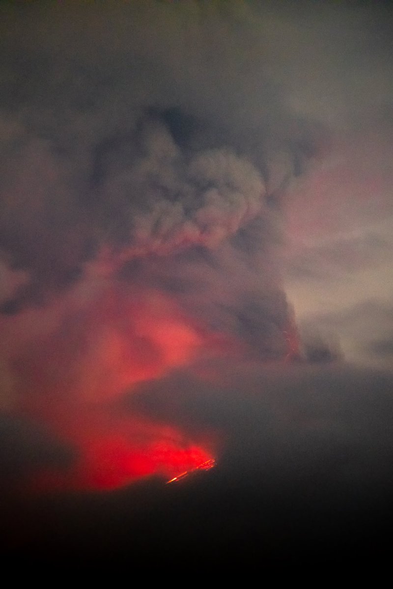 Santiago_Arau's tweet photo. La noche de ayer en el Volcán Popocatépetl. https://t.co/E67GrcY6YG