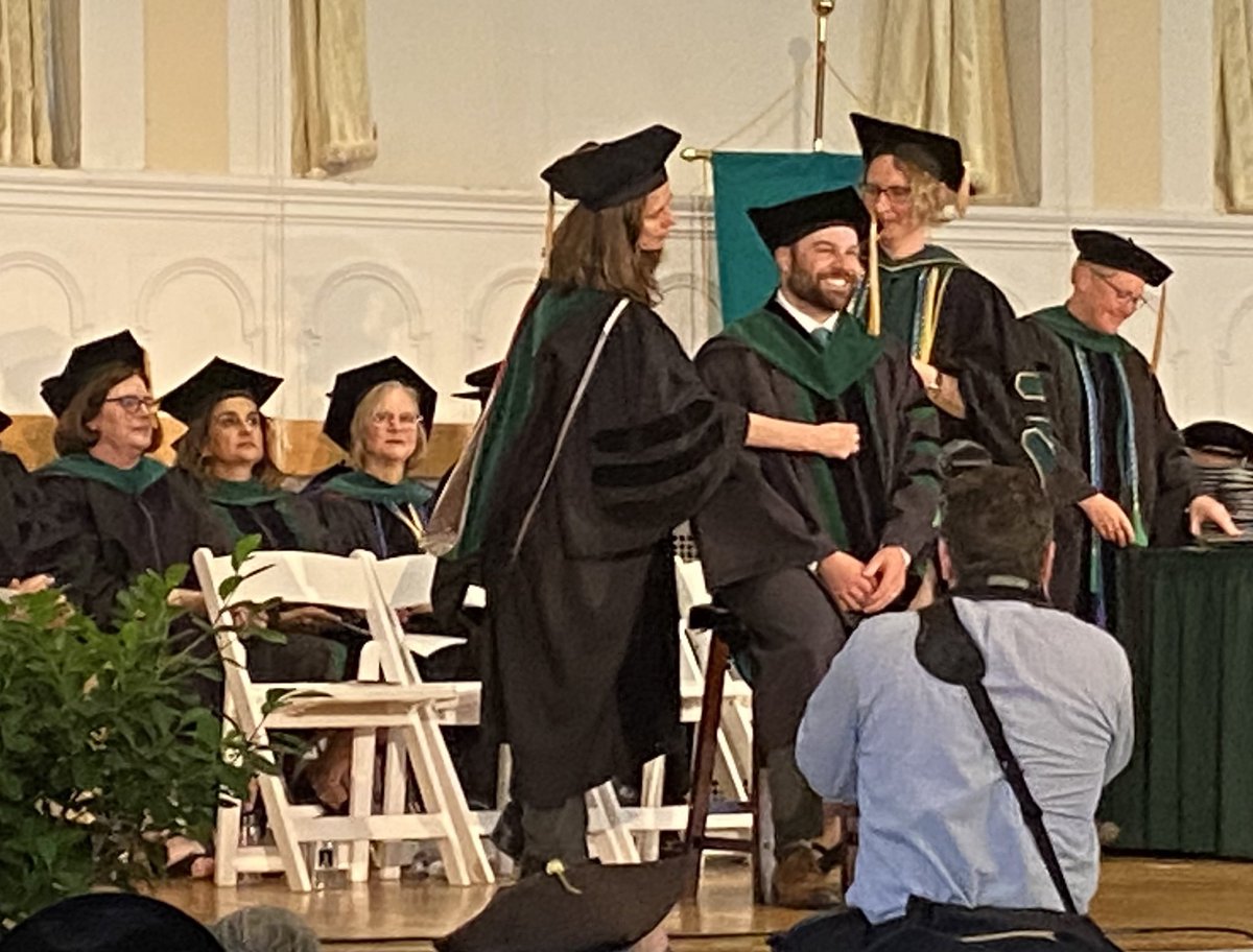 UVMLarnerMed's tweet image. The 200th medical class @uvmvermont officially became doctors today. Congratulations, #LarnerMD23 #UVMGrad
