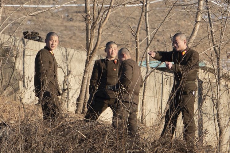 デイリーNKジャパン (@dailynkjp) on Twitter photo 金正恩の軍隊が中学生を殺害…背景に「学校の上納金」問題 - dailynk.jp/archives/154463
via <a href="/dailynkjp/">デイリーNKジャパン</a>
#デイリーNKジャパン #北朝鮮 #朝鮮民主主義人民共和国 #조선 #북한 #DPRK #NorthKorea #デイリーnk #dailynk #金正恩 #김정은 #KJU #KimJongUn #金正恩氏 金正恩の軍隊が中学生を殺害…背景に「学校の上納金」問題 - dailynk.jp/archives/154463
via <a href="/dailynkjp/">デイリーNKジャパン</a>
#デイリーNKジャパン #北朝鮮 #朝鮮民主主義人民共和国 #조선 #북한 #DPRK #NorthKorea #デイリーnk #dailynk #金正恩 #김정은 #KJU #KimJongUn #金正恩氏
