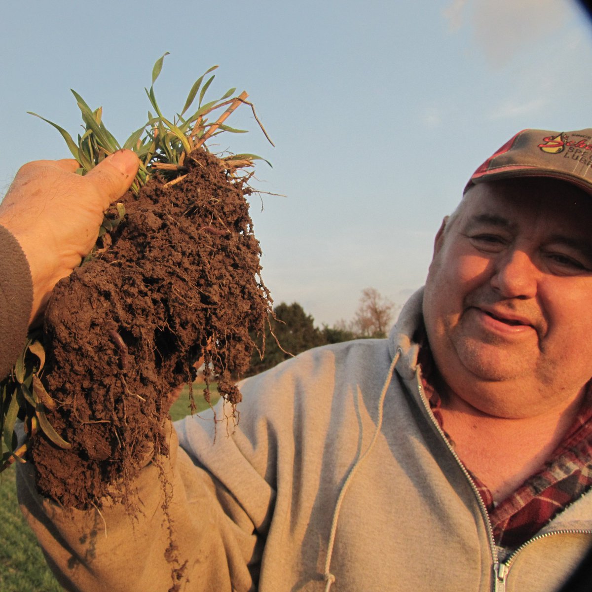 Ray R. Weil tweet media