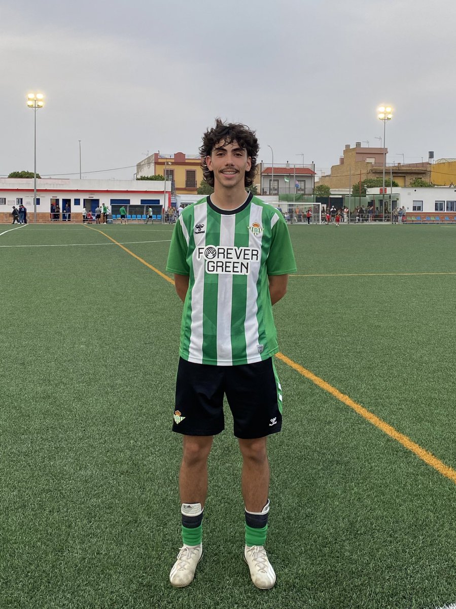 Sumando experiencias!💚 
#CanteraBetis #RealBetis
