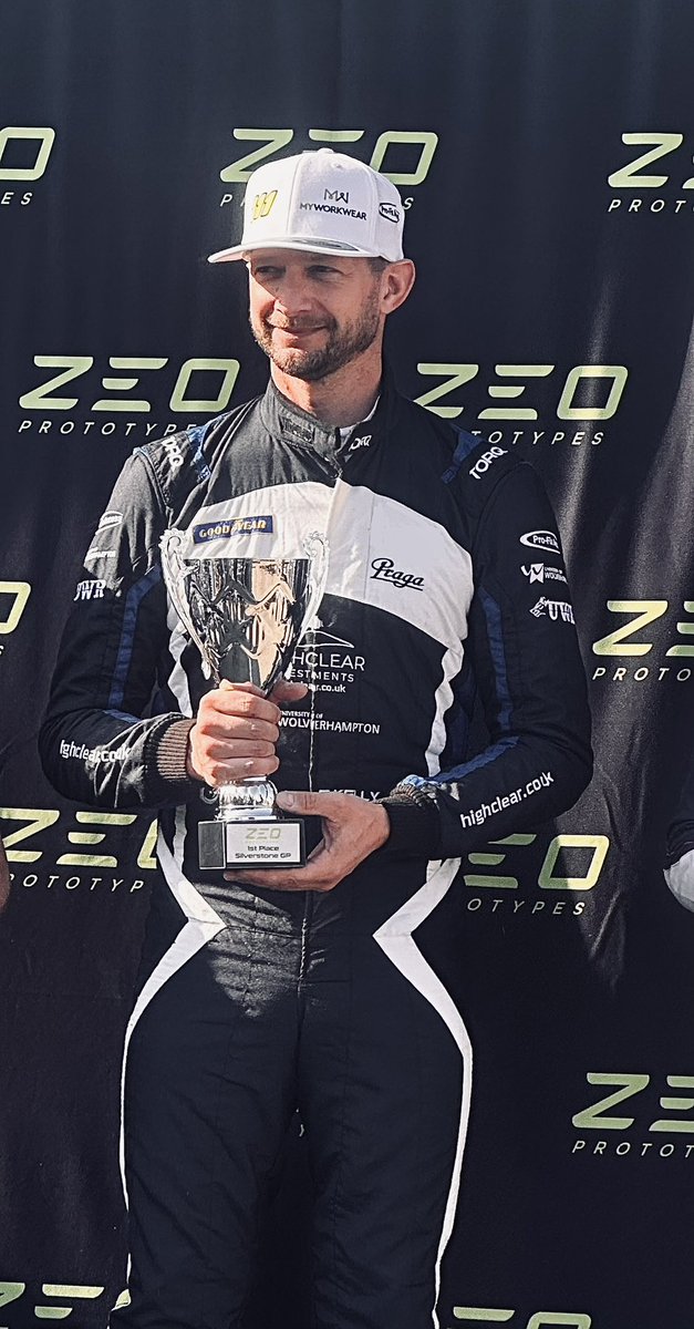 ShaneKellyRace's tweet image. Really happy with our debut in  @zeoprototypes ,its been our first taste of proper head to head racing with different prototype manufacturers.
P1 in class 
P2 Overall 
#racingwolves #racing #praga #Motorsport