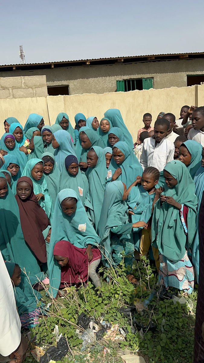 angry_ustaaz's tweet photo. #Buildaschool https://t.co/tPVu3TTjeL