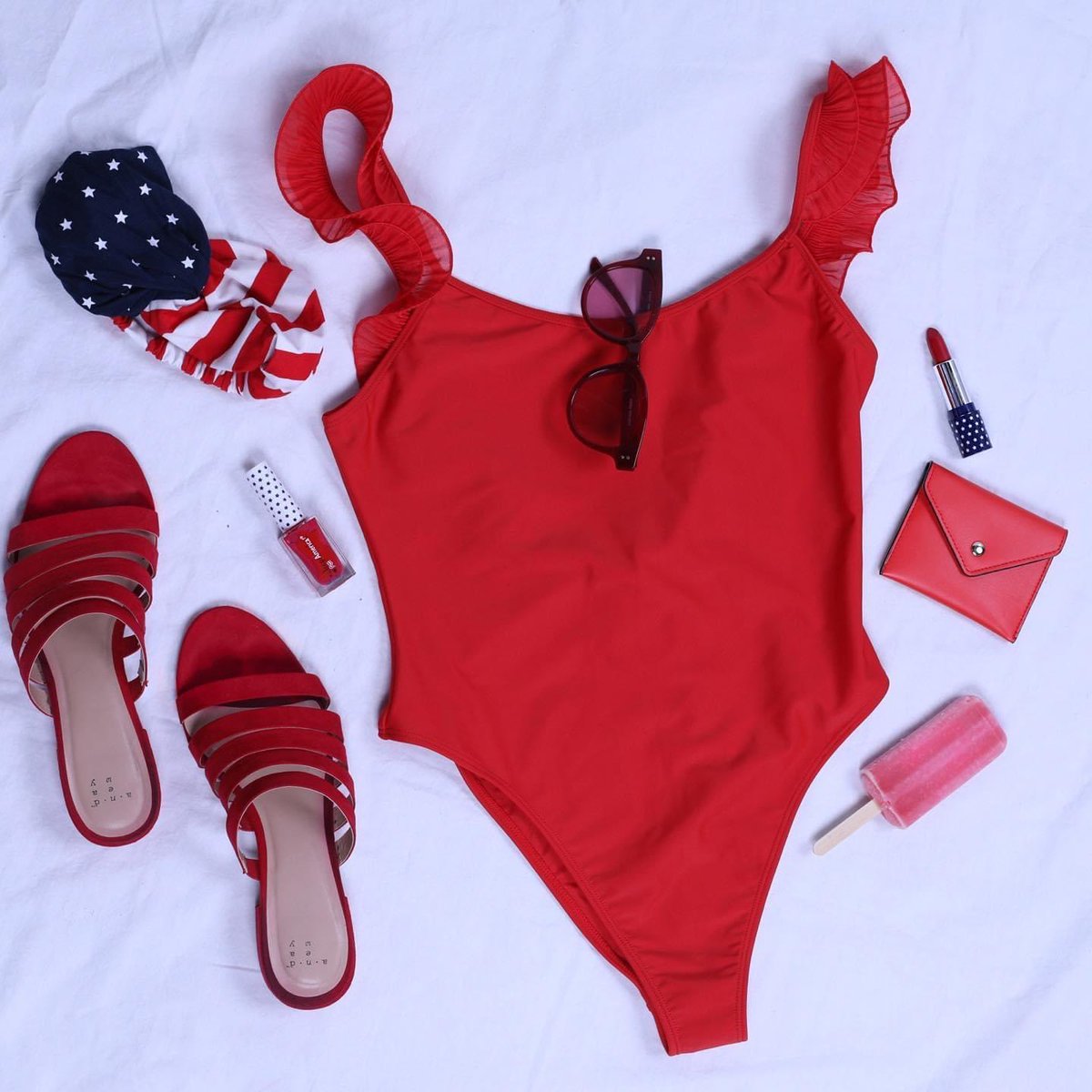 Kick off #MemorialDayWeekend with #Americana Beauty! #DoGoodLookGreat #AmericasBeautyBrand #MadeinAmerica