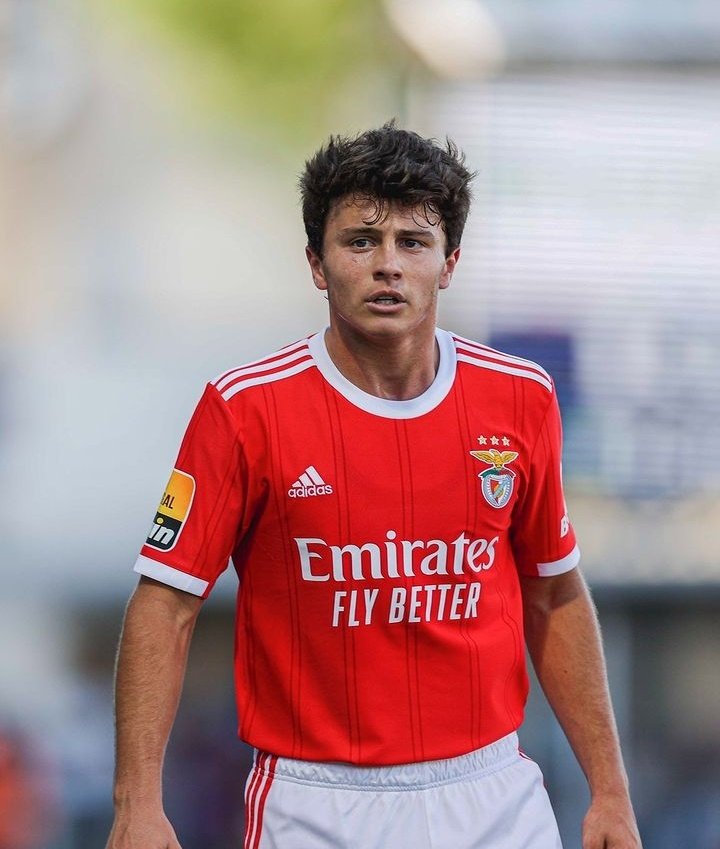 João = marcar em Alvalade