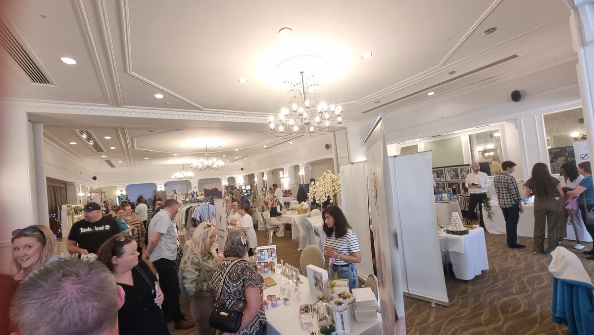 I went to not one but two wedding fairs today! As part of my training I had to visit a wedding fair.  First up was Birmingham Botanical Gardens, a stunning setting in the heart of Brum. 

I met and chatted with some lovely suppliers and it was great to see how it all works.