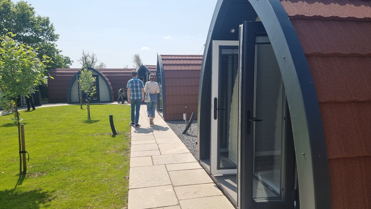 For my second wedding fair of the day,  I headed to <a href="/BarnHanbury/">Hanbury Wedding Barn</a>, an absolutely beautiful venue in rural Staffordshire. 

Met some more lovely suppliers and had a nice chat with the venue staff. It's an absolutely stunning location, and I LOVE the camping pods!