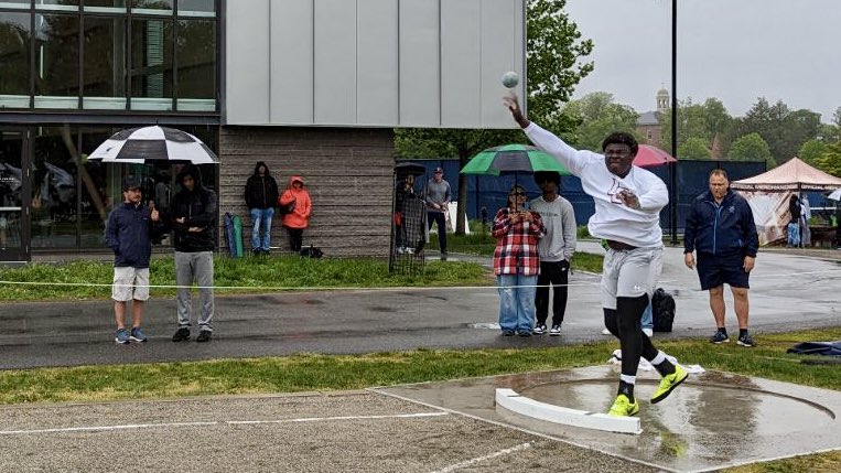Loomis Chaffee Boys Track & Field tweet media