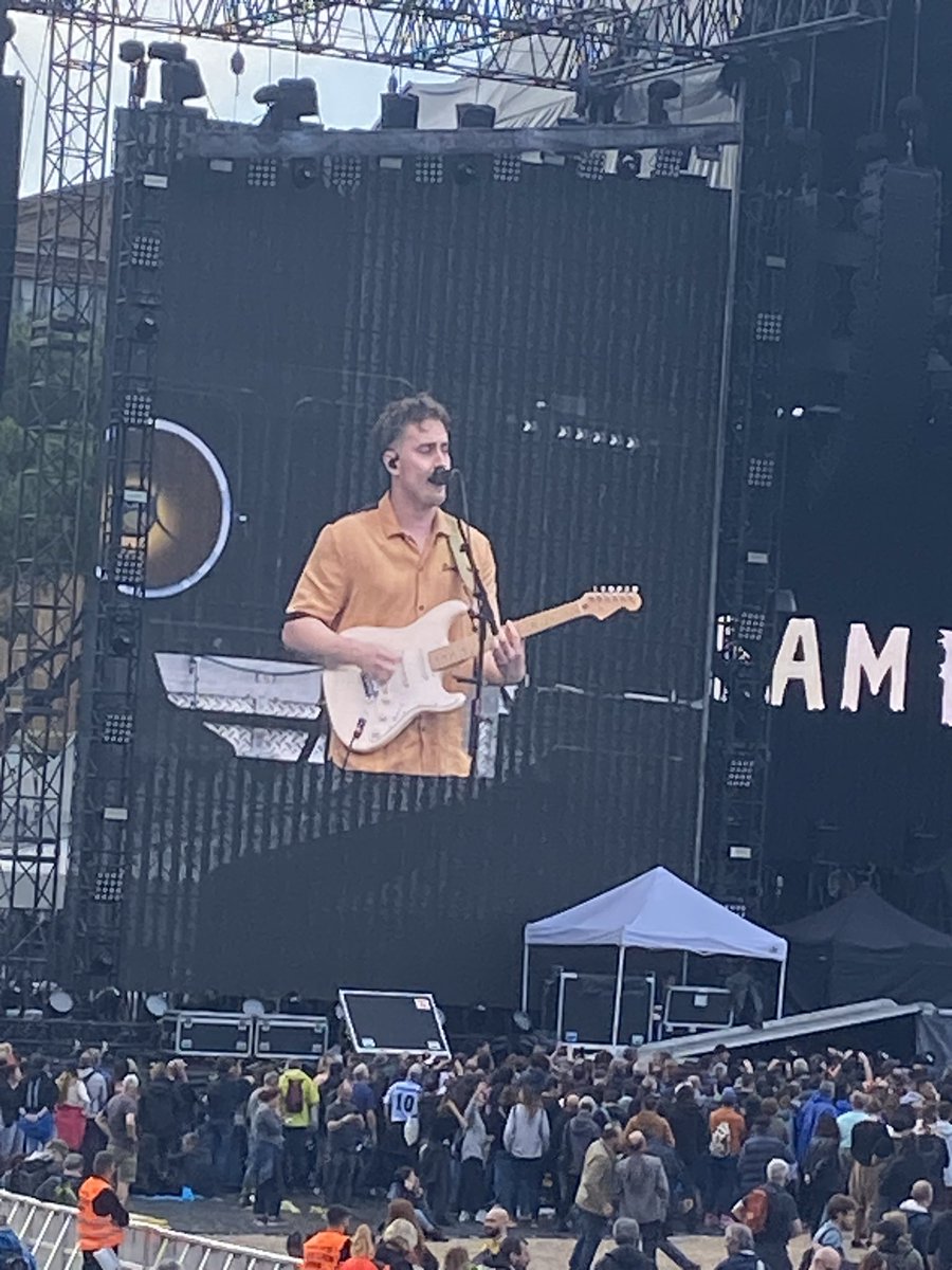 dbwoofy's tweet photo. @samfendermusic great show tonite @samfendermusic … you Smashed Rome at the Circo Massimo..Not 17 but 62 going under virus https://t.co/eiJ85FYlA5