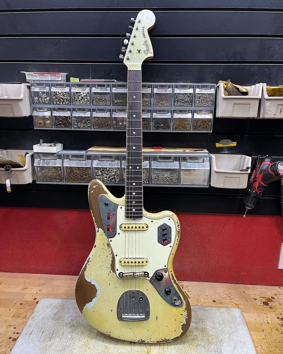 Fender's tweet photo. Check out this showstopping Sonic Blue Jaguar by Levi Perry. It features a bound neck, matching head cap and a panorama tremolo with a "J" bridge. What's your favorite feature on this one? https://t.co/Plzg9UDdVE