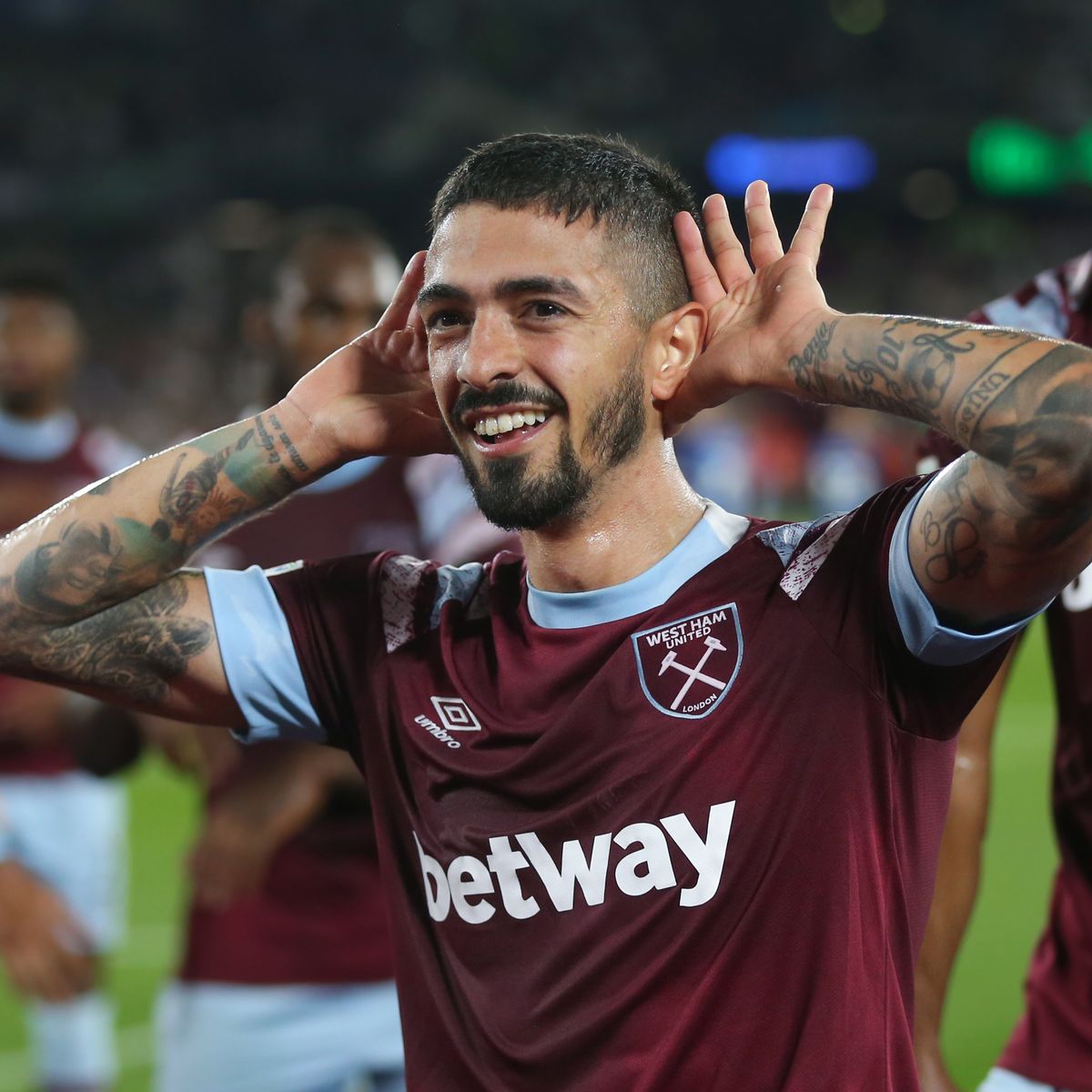 BrexitIniesta16's tweet image. Imagine being worried about Declan Rice leaving when Lanzini who has been with us since 2015.