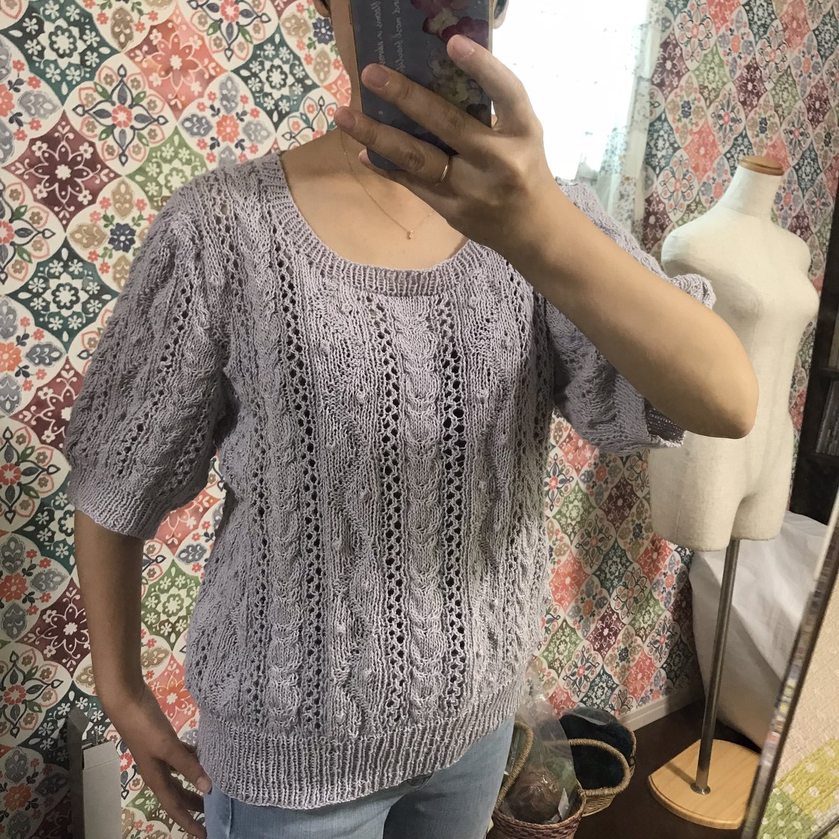 takaryou_66's tweet photo. パフスリーブセーター完成。
1人だと着画難しい…
🧶: #saredo /recycled cotton
📝:毛糸ピエロ/ https://t.co/qPq7sWWsZD https://t.co/DUZNdnnOQz