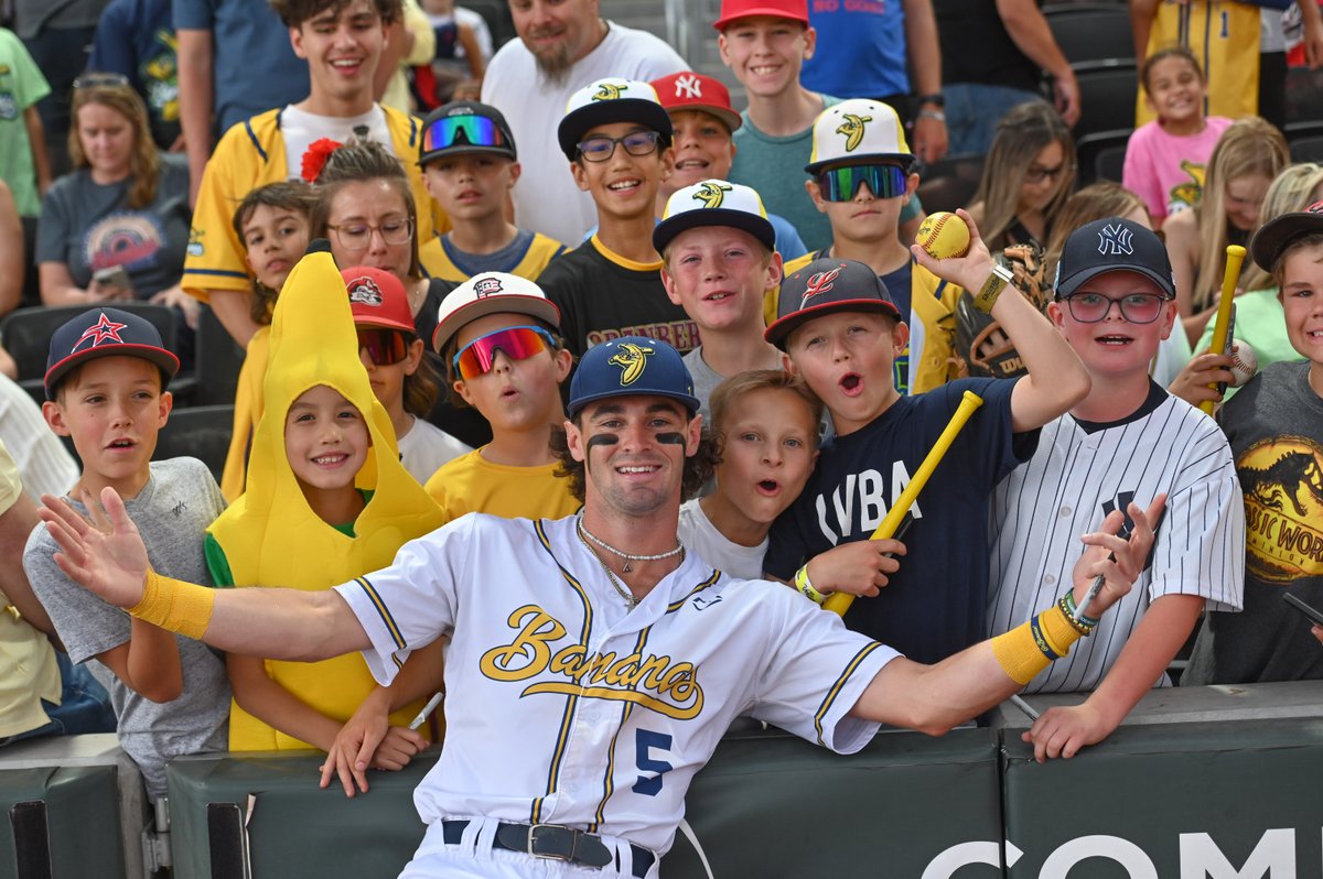 The Warren Group tweet media