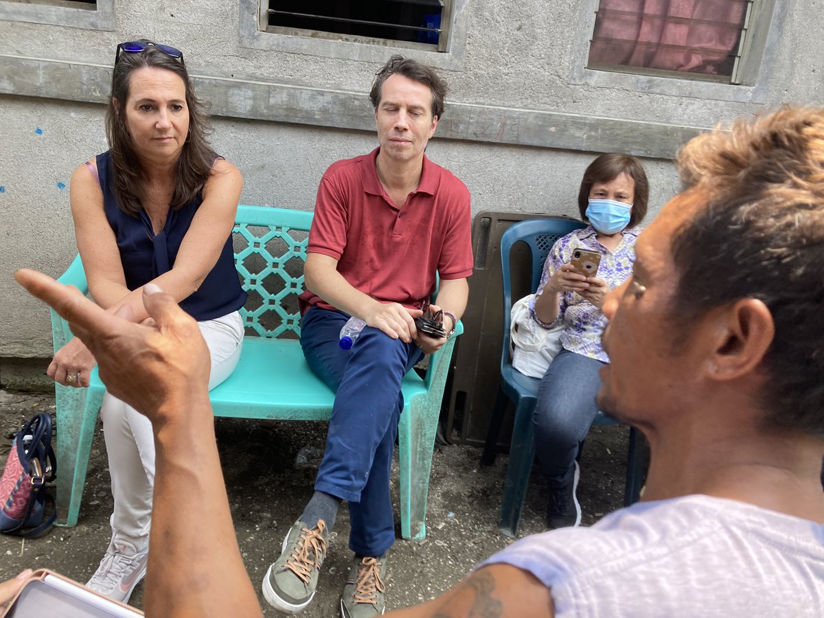 pama_pil's tweet photo. LOOK | Dutch Ambassador to the Philippines Marielle Garadaets, along with her embassy staff, hold a consultation with Cavite fisherfolk to look into the impacts of dredging activities to Manila Bay marine biodiversity and livelihood of small fishers. https://t.co/IynsFyY2hE