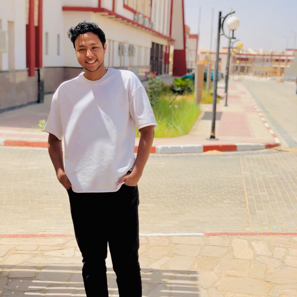 واخيرا طلعه الكليه بقي ليها لازمه 😂🤍