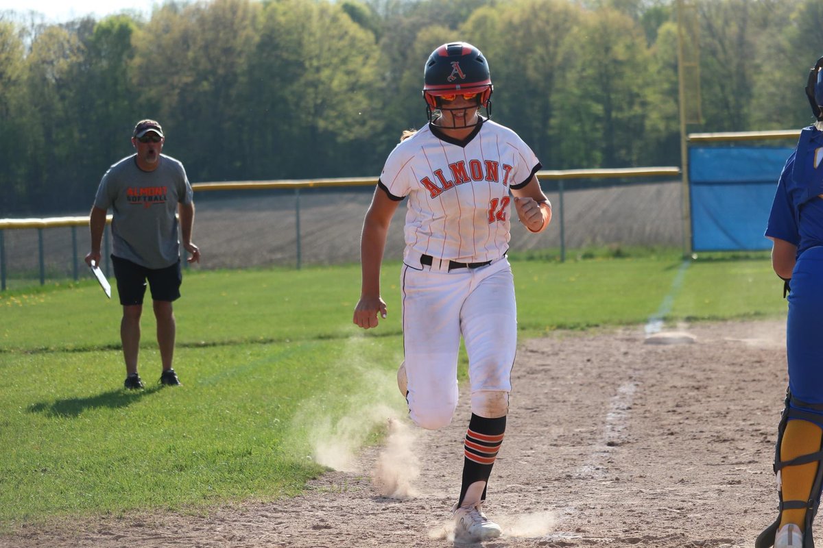 Almont Varsity SB tweet media