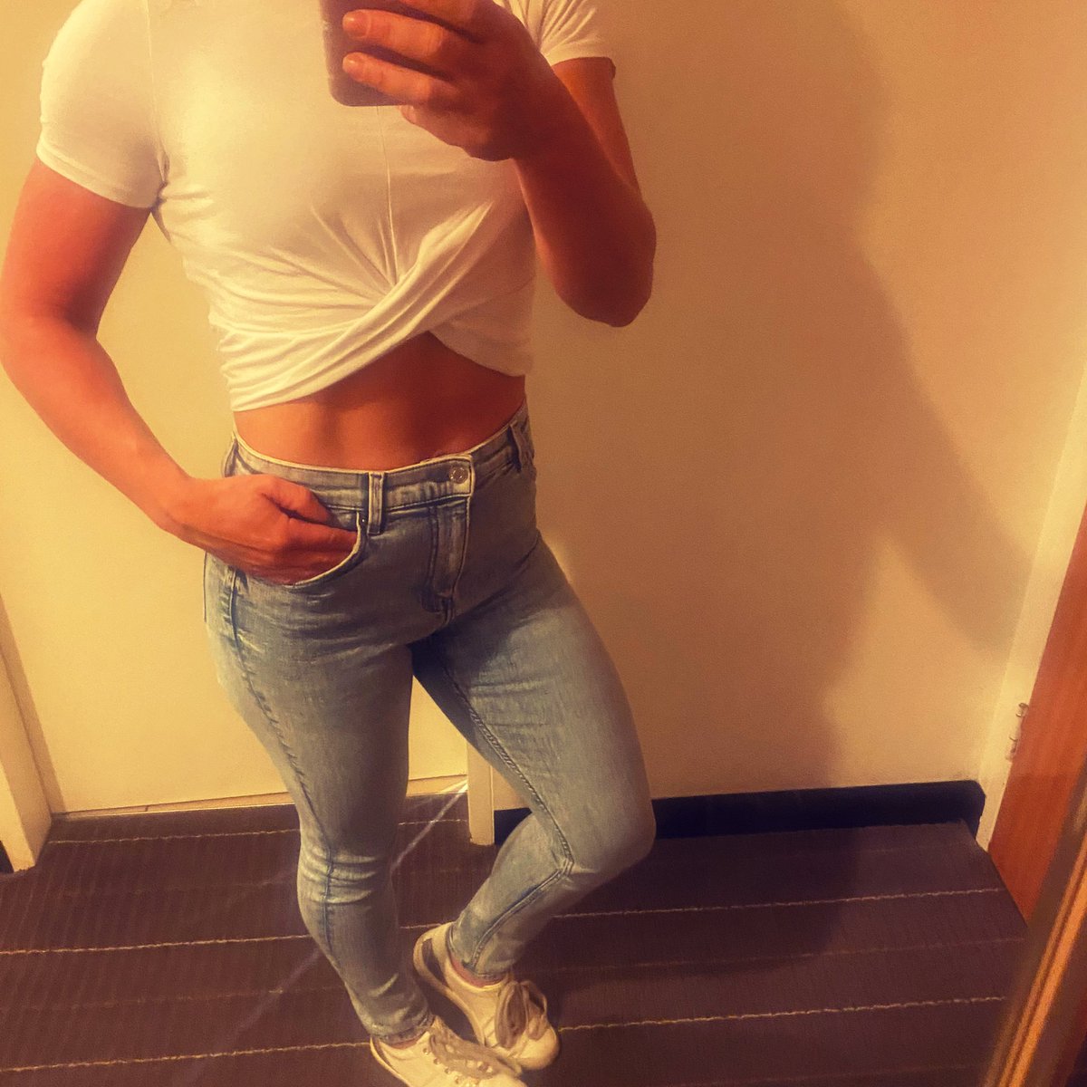 chloecolevip's tweet photo. Brisbane outcalls until Friday - msg me for availability 

#brisbane #qld https://t.co/I5dR8rzgoJ