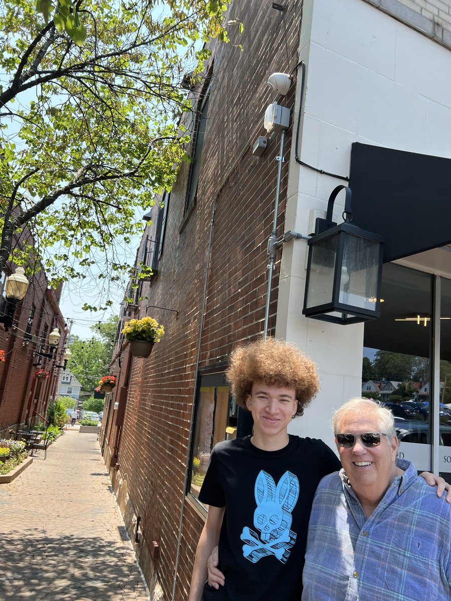 ireneguy's tweet image. @MaplewoodTWP #blueduck #tasteofmaplewood #graduation2023