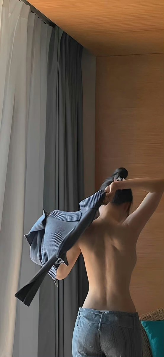 ding5180's tweet photo. 有這樣的老婆中午會回家吃飯嗎😝 https://t.co/ytegP9t48p