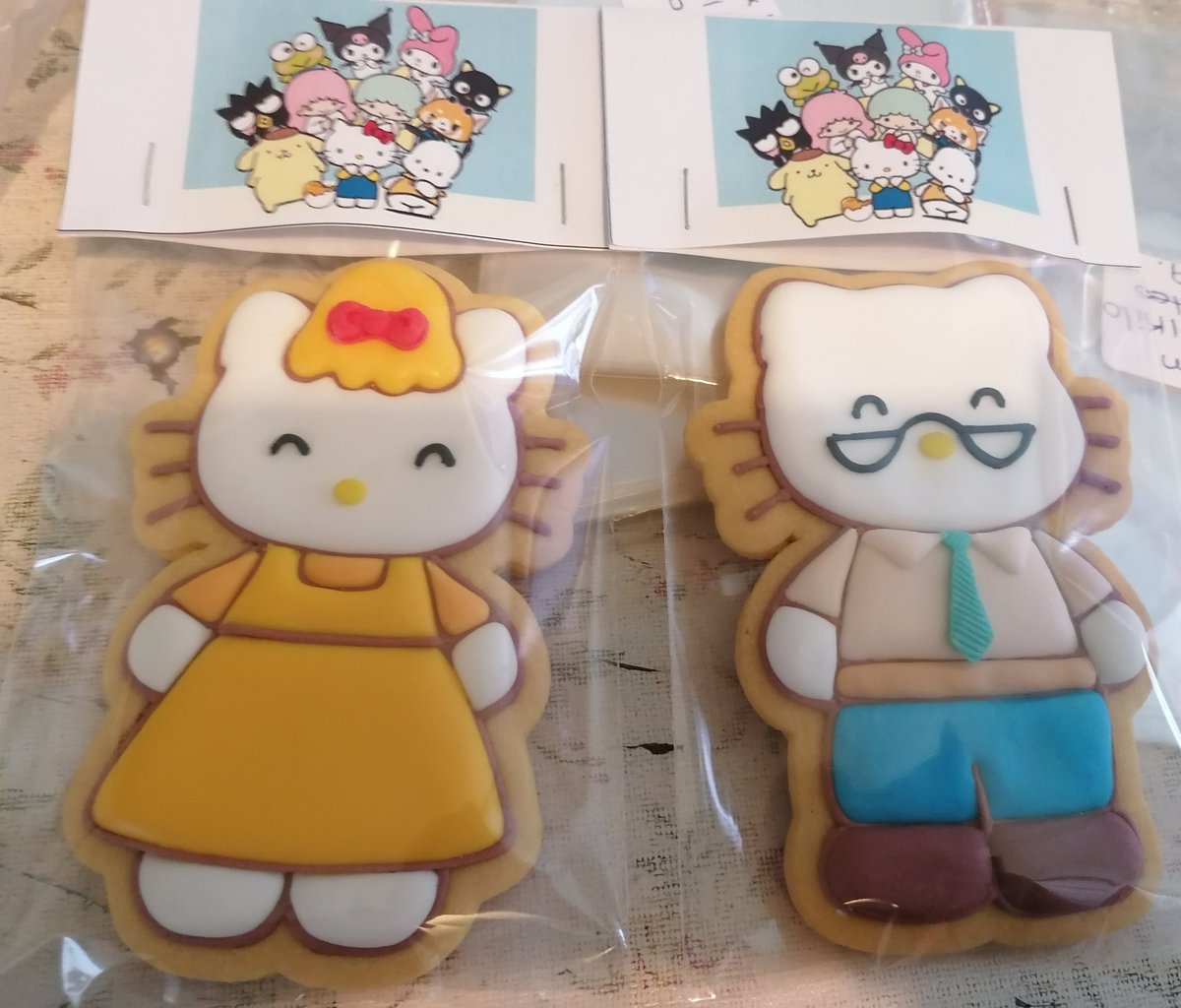 Estaremos vendiendo nuestras deliciosas galletas 🤤🤤🤤
Recuerden que tenemos a todos los personajes amigos de kitty
Aparte encontrarás ropa, zapatos, gorros y muchas más cositas lindas
No faltes 🤓🤓🤓