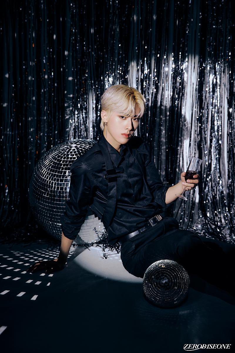 RickyshenS2's tweet image. We wish HBD to Ricky B컷 #리키