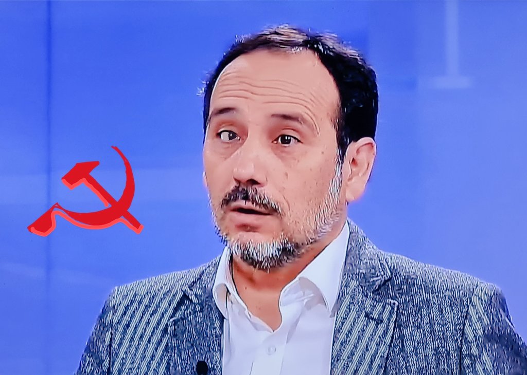 Tor25899035's tweet image. 🇨🇱 | Una verguenza. El Senador comunista Daniel Nuñez señala que "La nueva constitución debe considerar al Estado como único administrador de la salud y de los ahorros previsionales de la gente, sin los privados, porque el fin es colectivo". Marxismo puro. Comparte si te indigna.