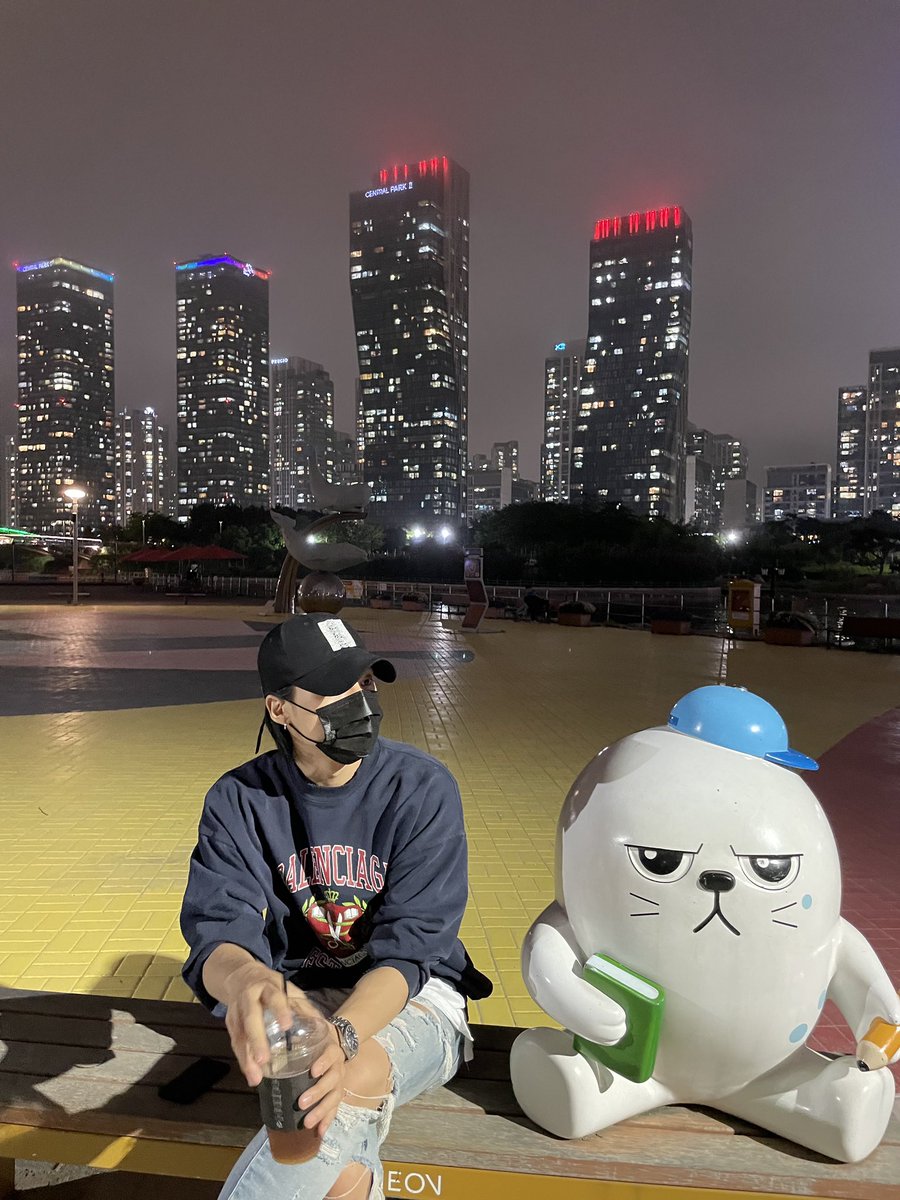 1024updates's tweet photo. [📷] 230522 | ATEEZ TALK #우영 https://t.co/Gs41HERnW5