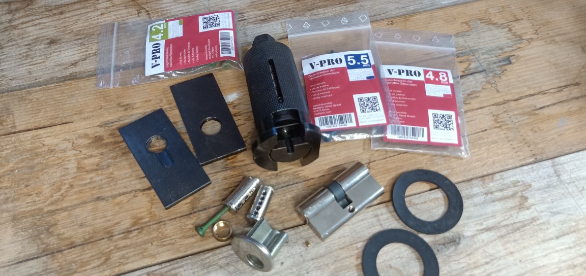 A amazing professional product from <a href="/Multipick/">Multipick</a>. Check out my full review of it at youtu.be/qcPPE2vnuCQ
And for 10% off use my code MPYTDALP23 
#Locksmith #Multipick #DALP #KeepItBloodyLegal