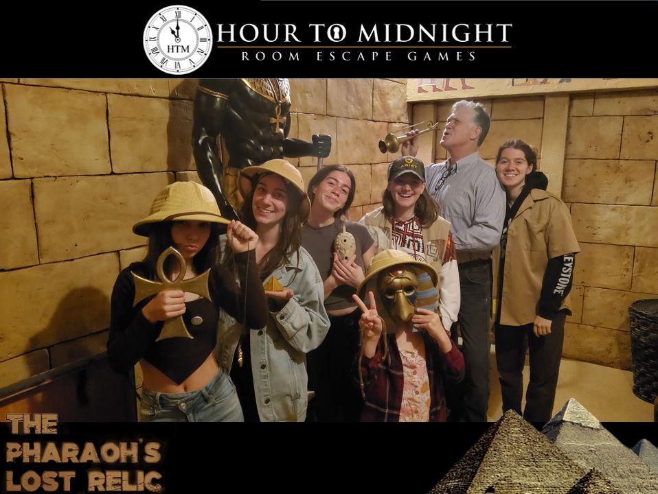 HourToMidnight's tweet image. 