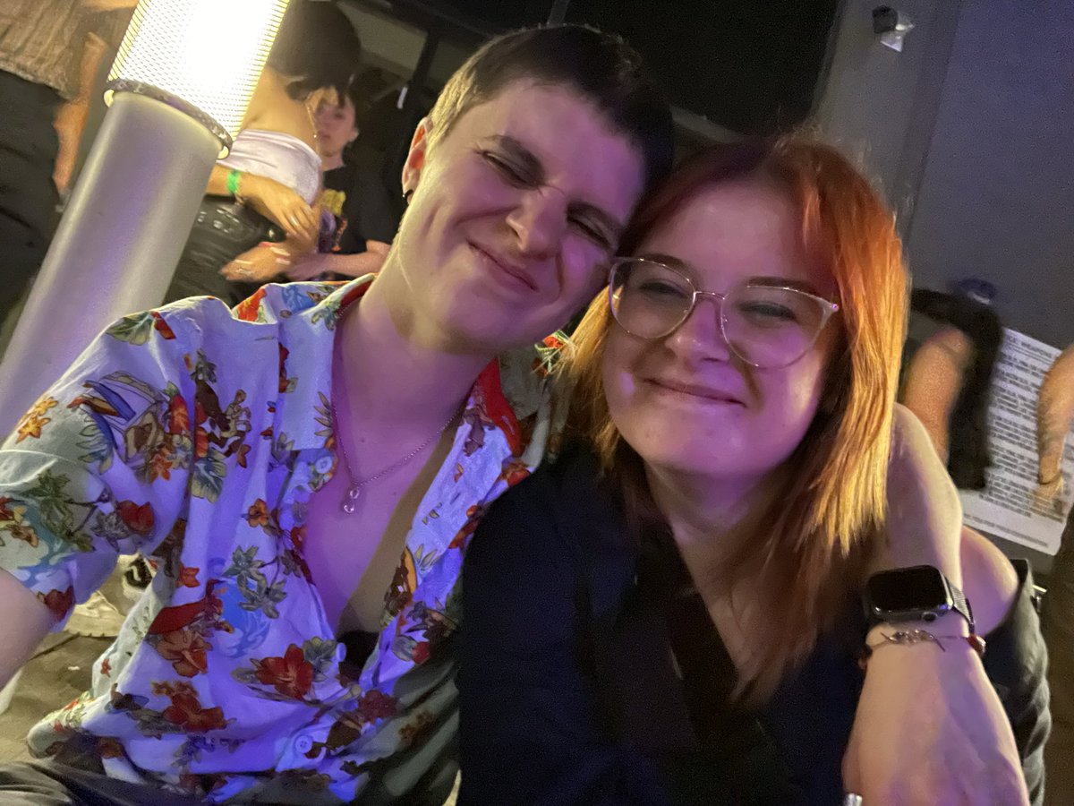 alexuspenguin's tweet photo. @HayleyKiyoko the concert in Dallas was spectacular! You are one of a kind, and I couldn’t be more grateful than to bring my beautiful and lovely girlfriend. Thank you! https://t.co/mrAN1KyDWT