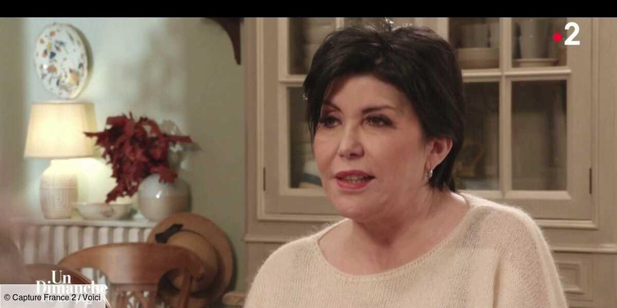 MarieMarilou_'s tweet image. "Je faisais la téléphonie rose" : #LianeFoly fait de surprenantes confidences dans #UnDimancheALaCampagne  bit.ly/3BJ7GPB