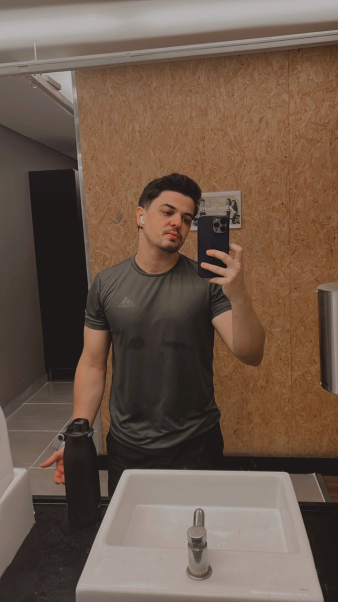 eu_joaoalves's tweet image. No foco construindo o shape do verão. 
O objetivo é bugar a cabeça das pessoas quando me virem como um tremendo gostoso! 

#fitness #awsome #handsome #gay