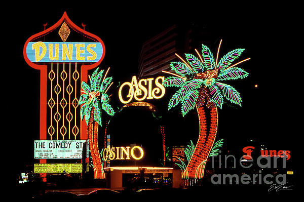 AlohaMultimedia's tweet photo. New artwork for sale! - "Dunes Casino and Oasis Casino Neon Signs at Night" - https://t.co/M76T2tXOMd @fineartamerica https://t.co/zu41SjNK81