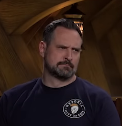 MaryneeLahaye's tweet image. we all love to talk about Ashley and Sam&apos;s reactions to Yu asking Imogen if she and Laudna are &quot;romantically entangled&quot;, but may i point out the funniest reaction at the table, before and after the &quot;no&quot;