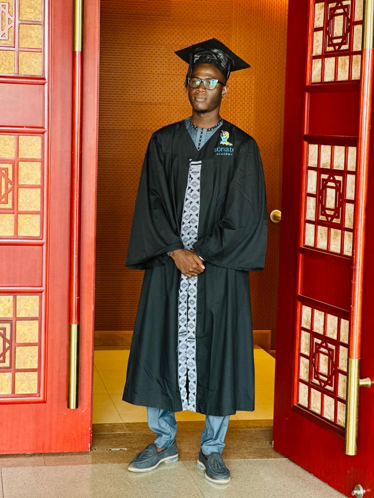 Babacar0822's tweet photo. Un diplômé de la @AcademySonatel , vous avez . Officiellement référent digital 🥰✌ Alkhamdoulilah. 
@MCTPEN
Ayca nama ñaan yi dale https://t.co/SwtWlZ0Xue